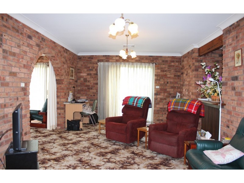 70 Tandora Street, Bathurst NSW 2795