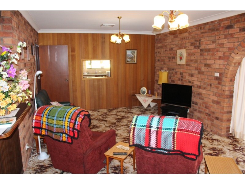 70 Tandora Street, Bathurst NSW 2795