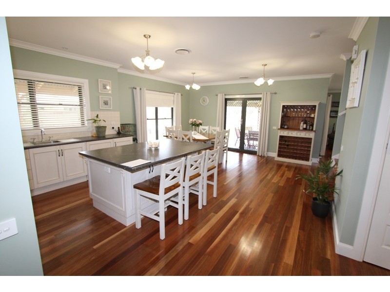 24a Sydney Road, Kelso NSW 2795