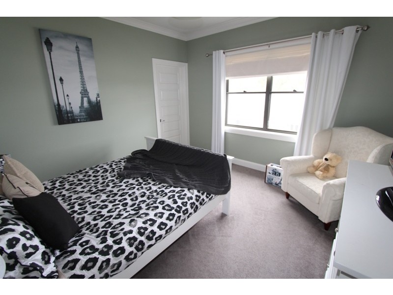 24a Sydney Road, Kelso NSW 2795