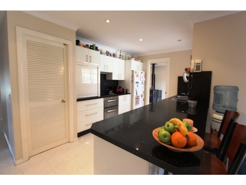 16 Weal Place, Windradyne NSW 2795