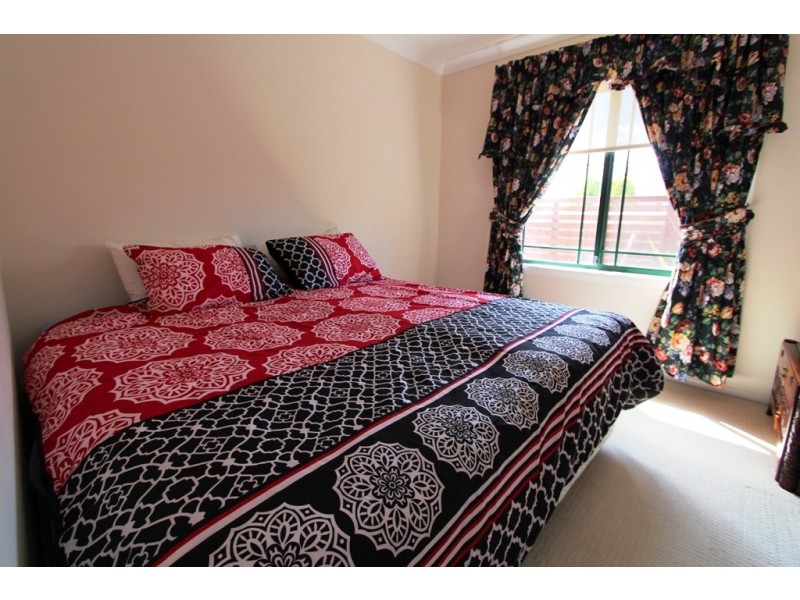 16 Weal Place, Windradyne NSW 2795