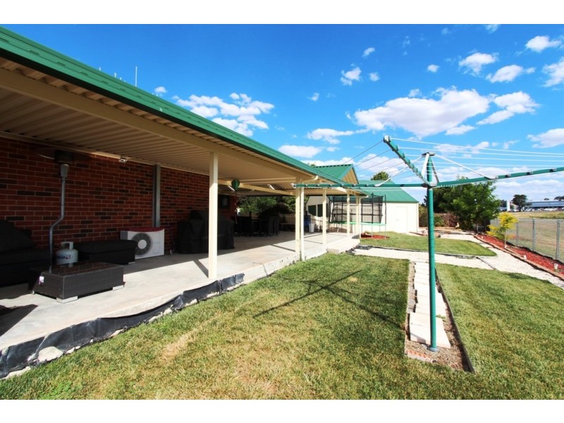 16 Weal Place, Windradyne NSW 2795