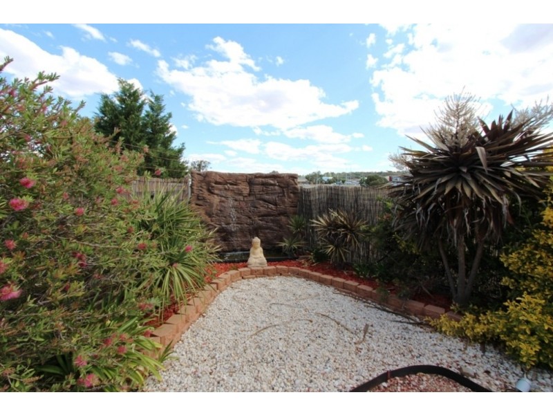 16 Weal Place, Windradyne NSW 2795