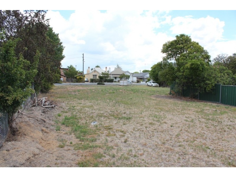 139-145 Durham Street, Bathurst NSW 2795