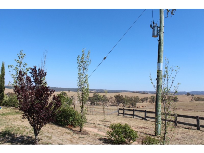 77 Marion Close, Bathurst NSW 2795