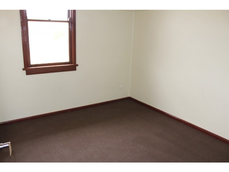 368 Stewart Street, Bathurst NSW 2795
