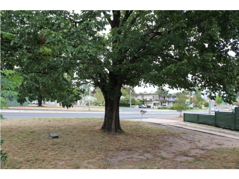 368 Stewart Street, Bathurst NSW 2795