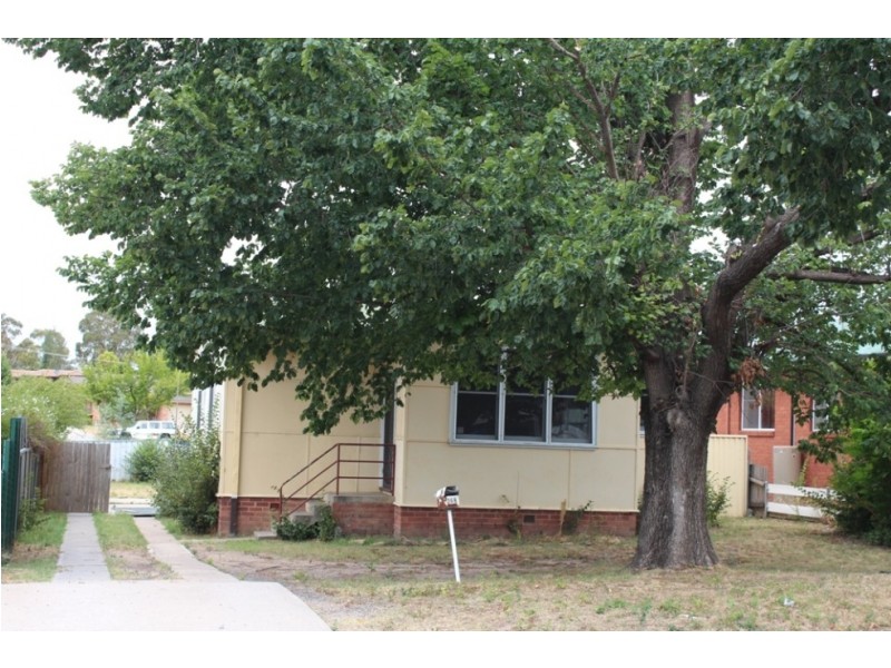368 Stewart Street, Bathurst NSW 2795