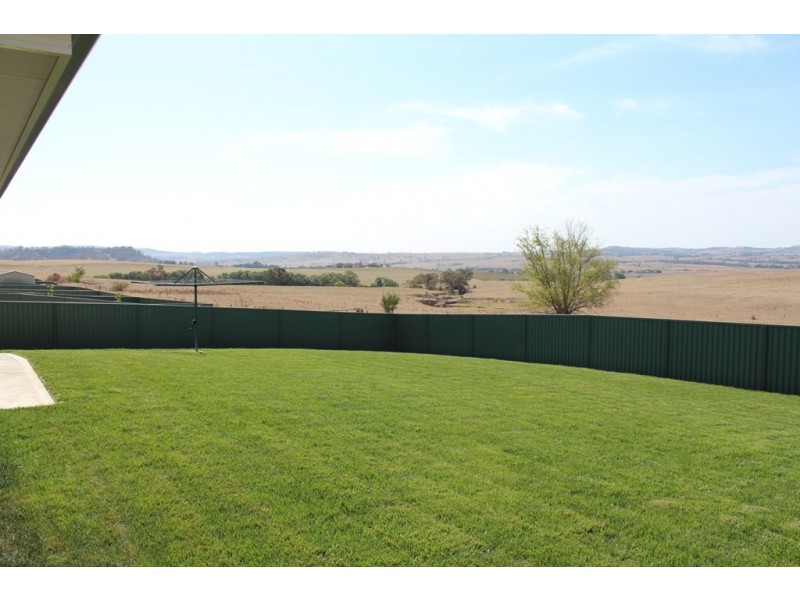 55 Swanbrooke Street, Bathurst NSW 2795