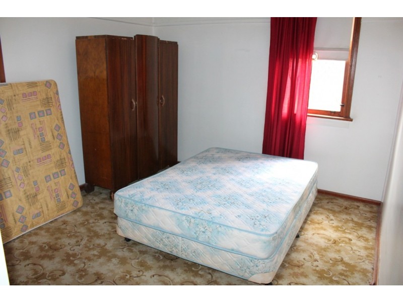 271 Rocket Street, Bathurst NSW 2795