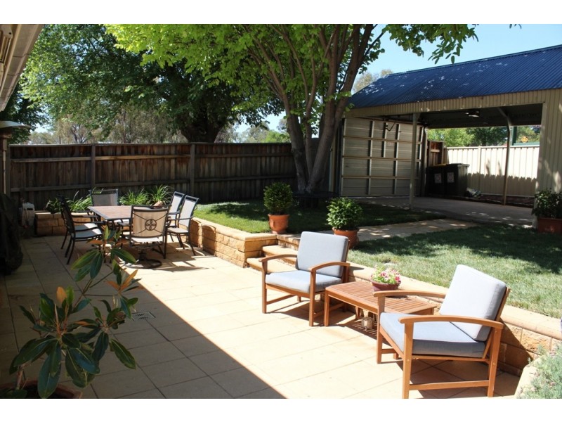 74 Lambert Street, Bathurst NSW 2795