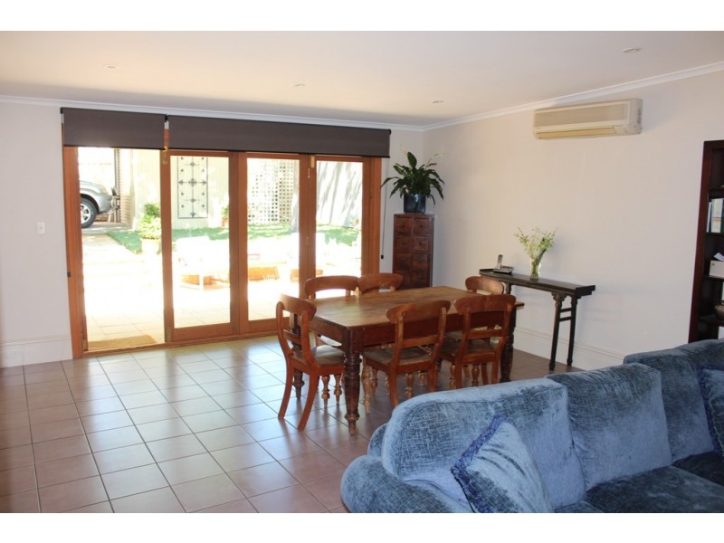 74 Lambert Street, Bathurst NSW 2795