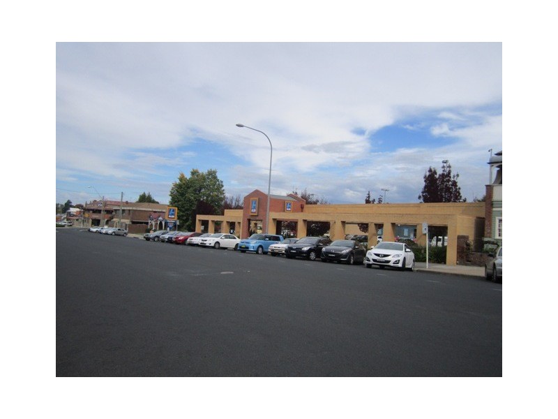5  /   203-209 Russell St, Bathurst NSW 2795