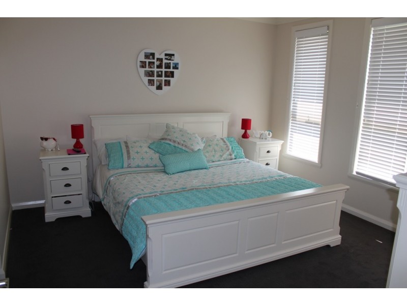 50 Westbourne Avenue, Bathurst NSW 2795