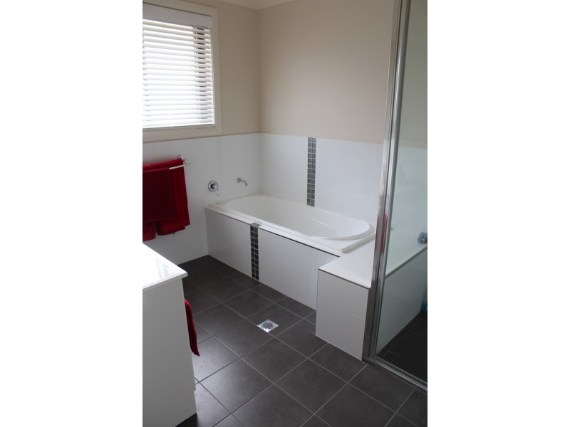 50 Westbourne Avenue, Bathurst NSW 2795