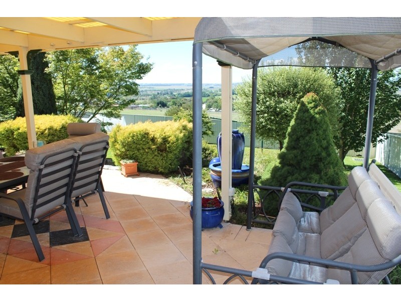 71 Green Street, Bathurst NSW 2795