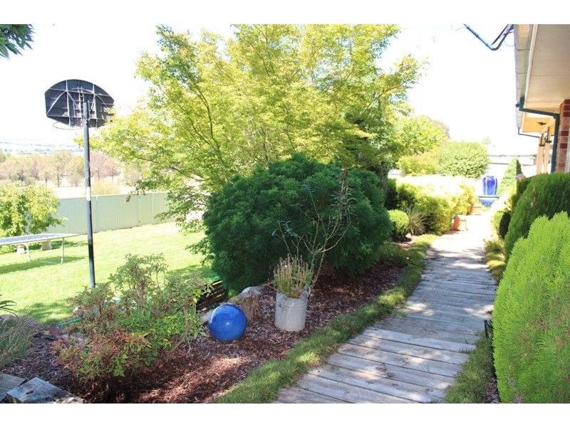 71 Green Street, Bathurst NSW 2795