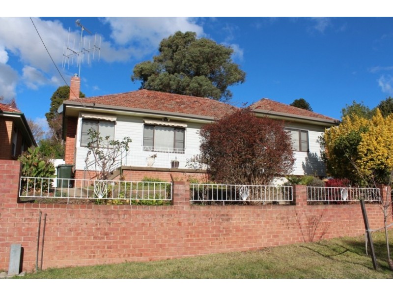 8 Daly Street, West Bathurst NSW 2795