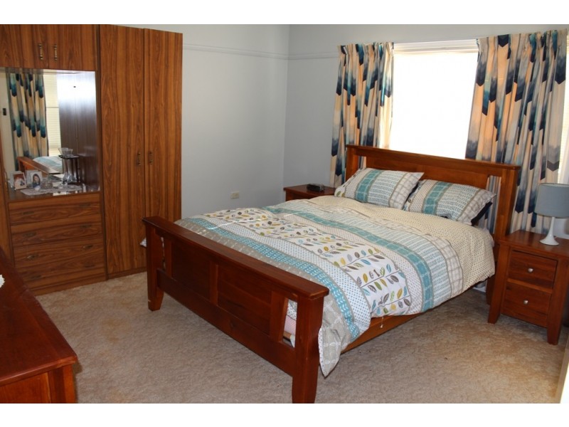 8 Daly Street, West Bathurst NSW 2795