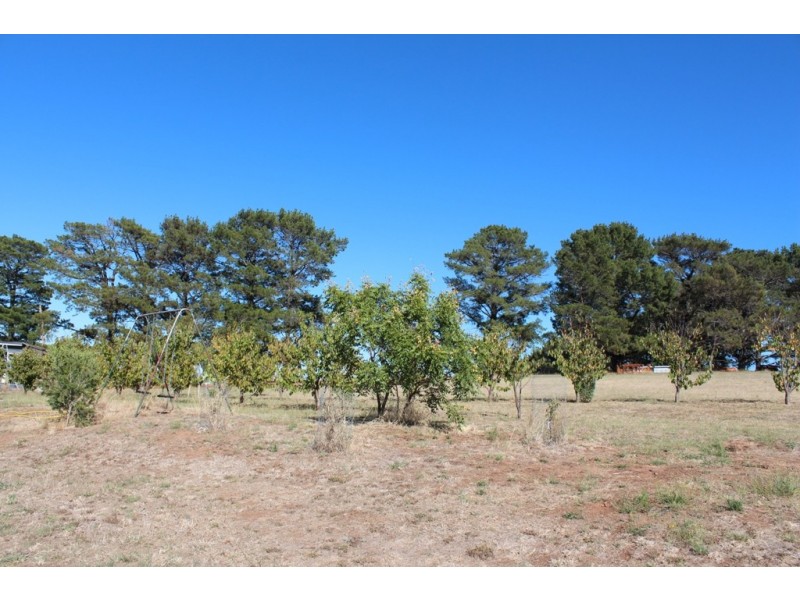 43 Rayburn Drive, Bathurst NSW 2795