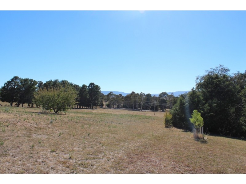 43 Rayburn Drive, Bathurst NSW 2795