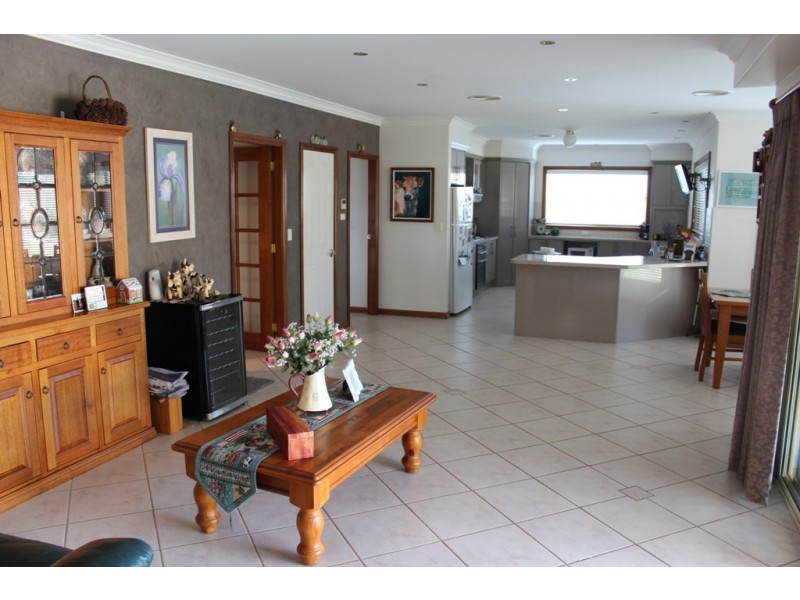 17 Colonial Circuit, Kelso NSW 2795