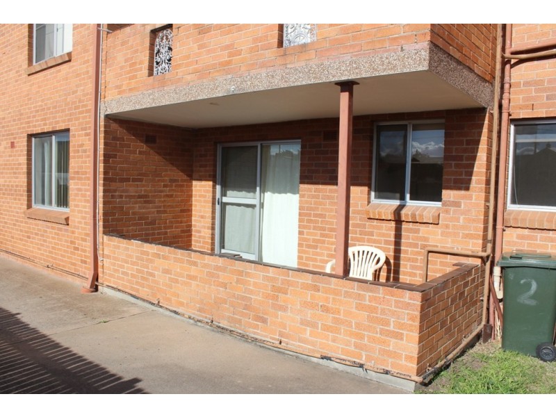 2/67 Piper Street, Bathurst NSW 2795