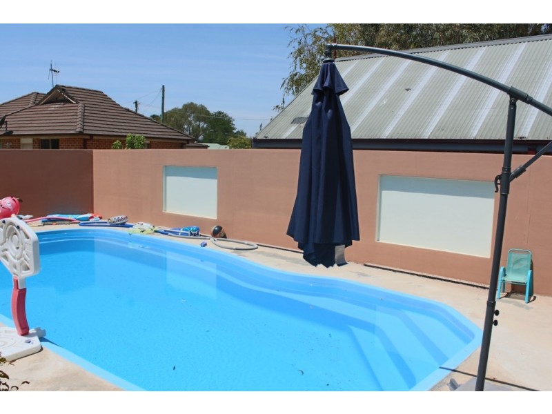 56 Hollyhock Place, Bathurst NSW 2795