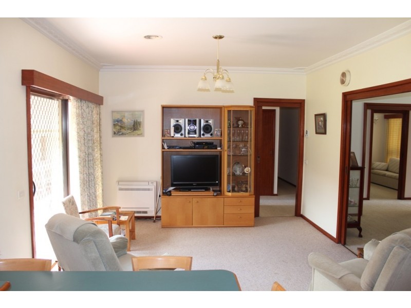 6 Dunrossil Crescent, West Bathurst NSW 2795