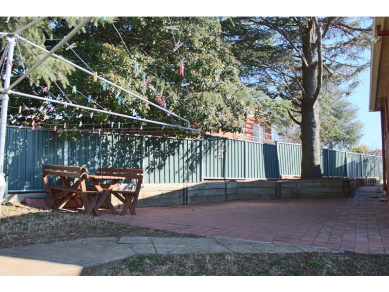 8 McKell Street, West Bathurst NSW 2795