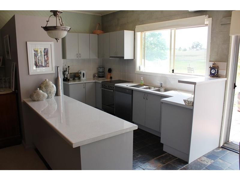 19 Lagoon Street, Bathurst NSW 2795