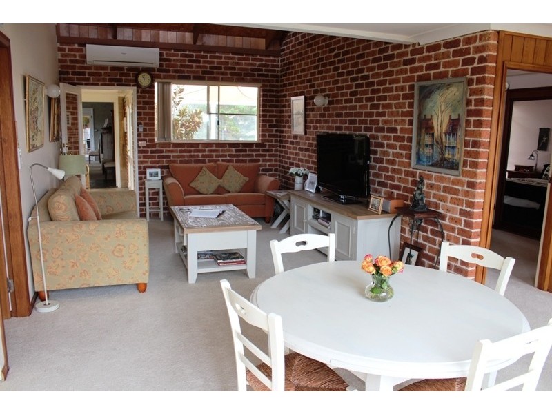 19 Lagoon Street, Bathurst NSW 2795