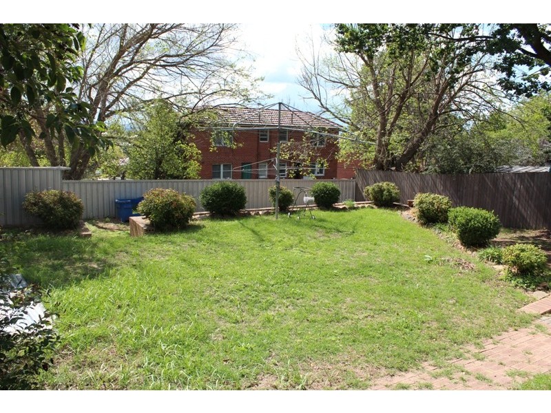 11 Daly Street, Bathurst NSW 2795