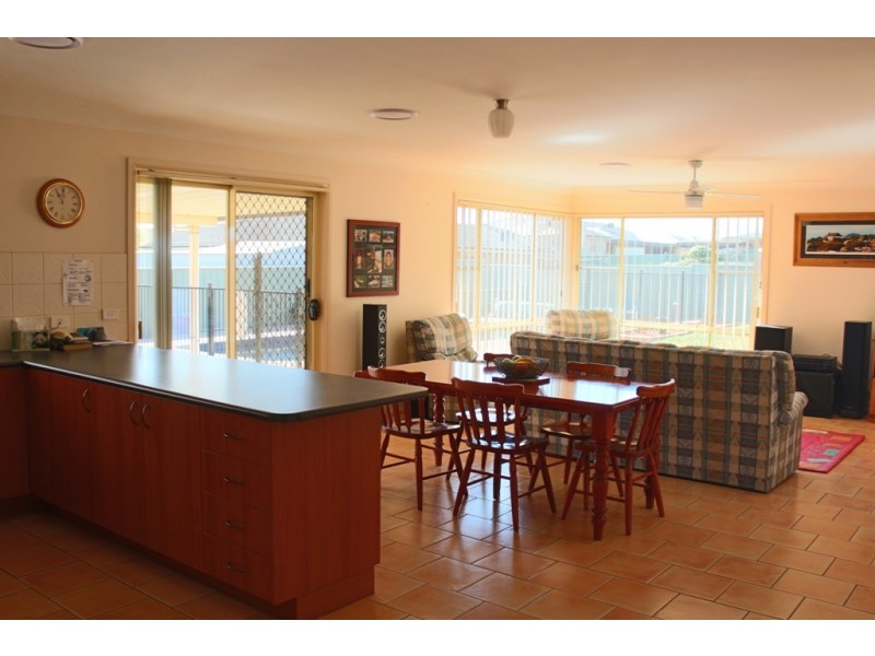 19 Ashworth Drive, Kelso NSW 2795