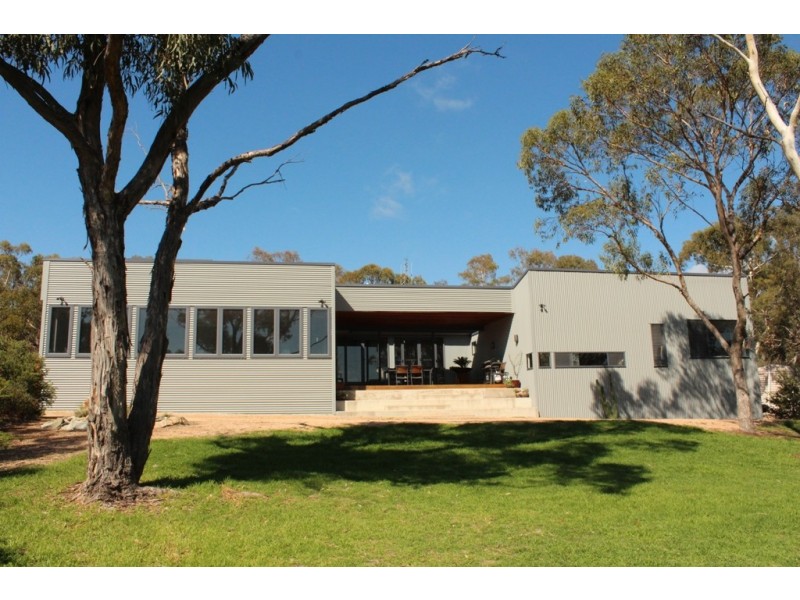 37 Valley View Close, Bathurst NSW 2795