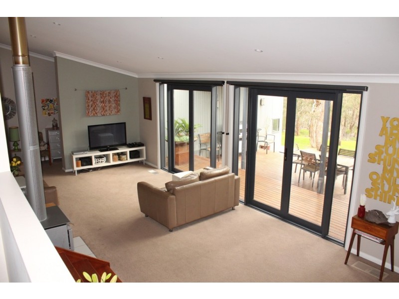 37 Valley View Close, Bathurst NSW 2795