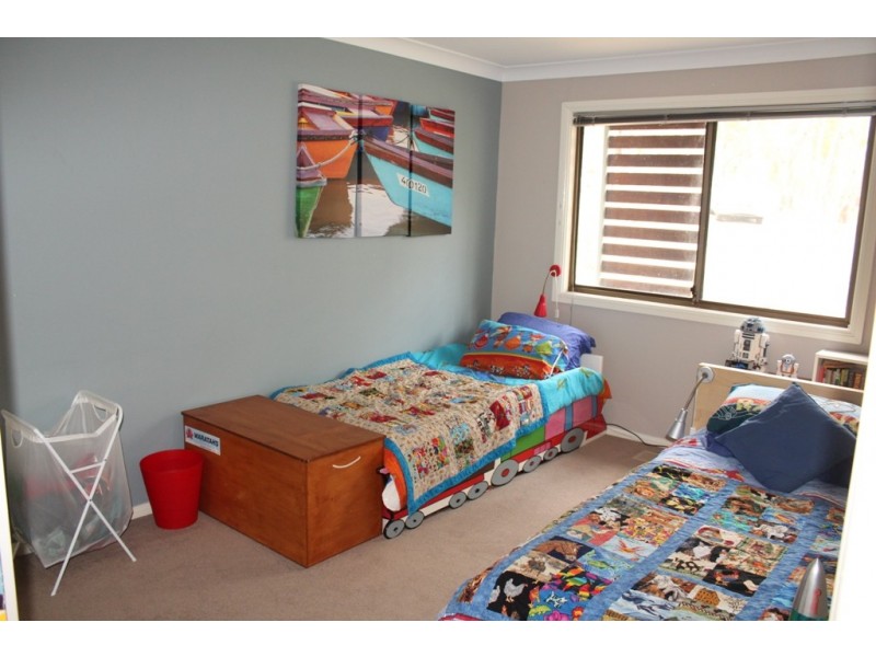 37 Valley View Close, Bathurst NSW 2795