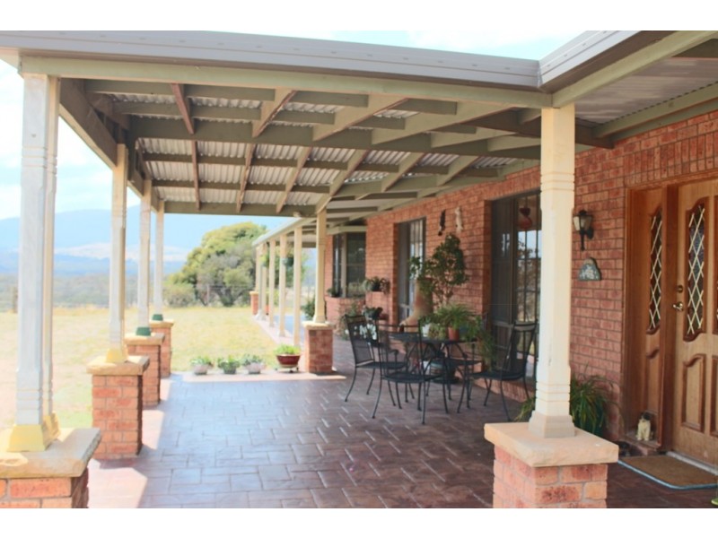 145 Mersing Road, Glanmire NSW 2795