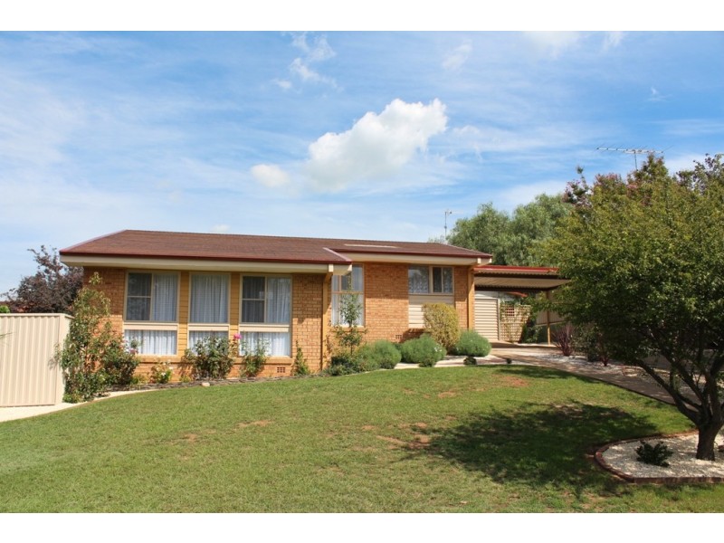 15 Rutherford Place, Bathurst NSW 2795