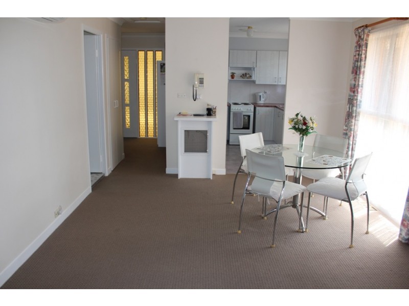 15 Rutherford Place, Bathurst NSW 2795