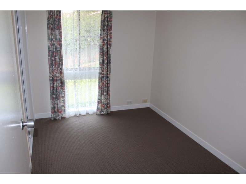 15 Rutherford Place, Bathurst NSW 2795