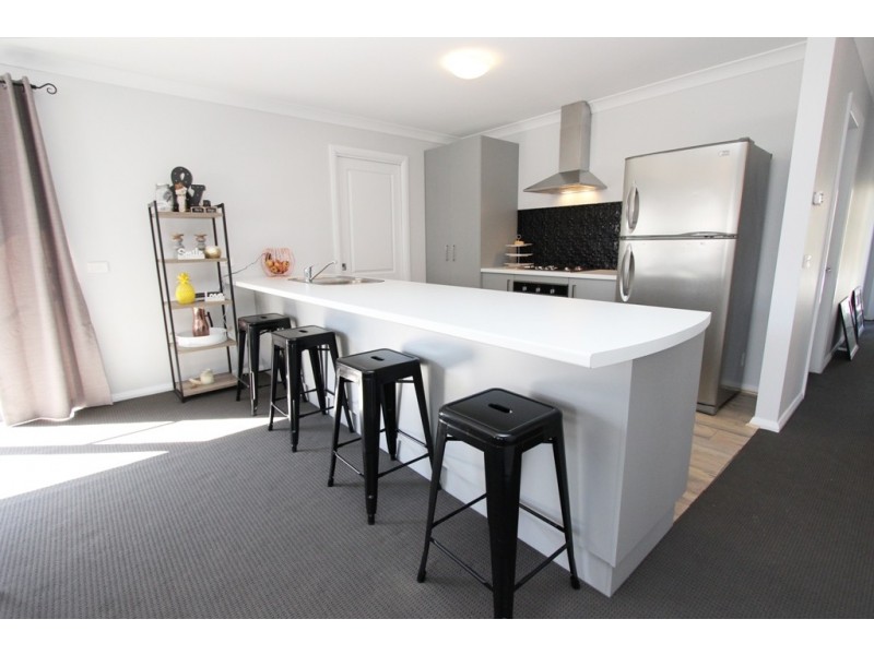 20 Tyndall Street, Kelso NSW 2795