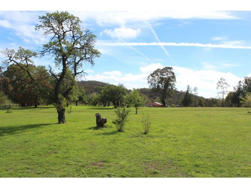 4040 Sofala Road, Wattle Flat NSW 2795