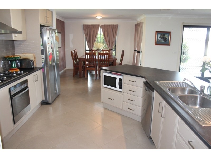 25 Marriot Avenue, Kelso NSW 2795