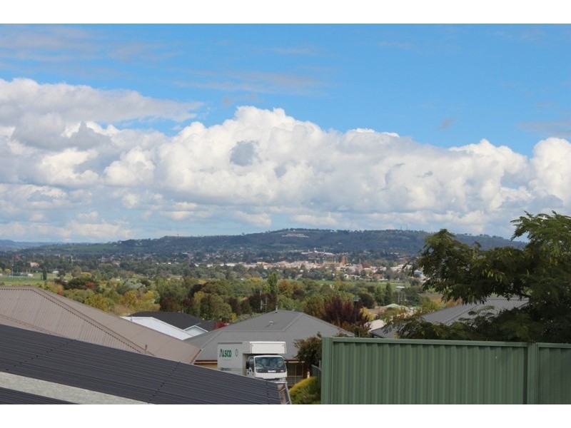 25 Marriot Avenue, Kelso NSW 2795