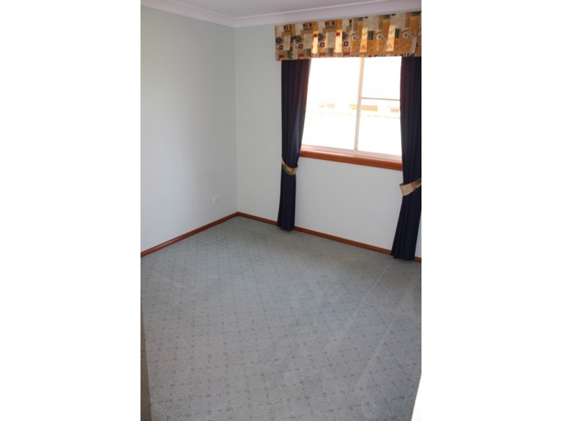 7 Maple Close, Kelso NSW 2795