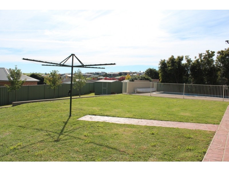 7 Maple Close, Kelso NSW 2795