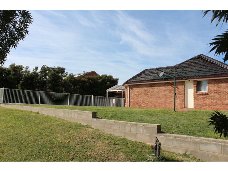 7 Maple Close, Kelso NSW 2795