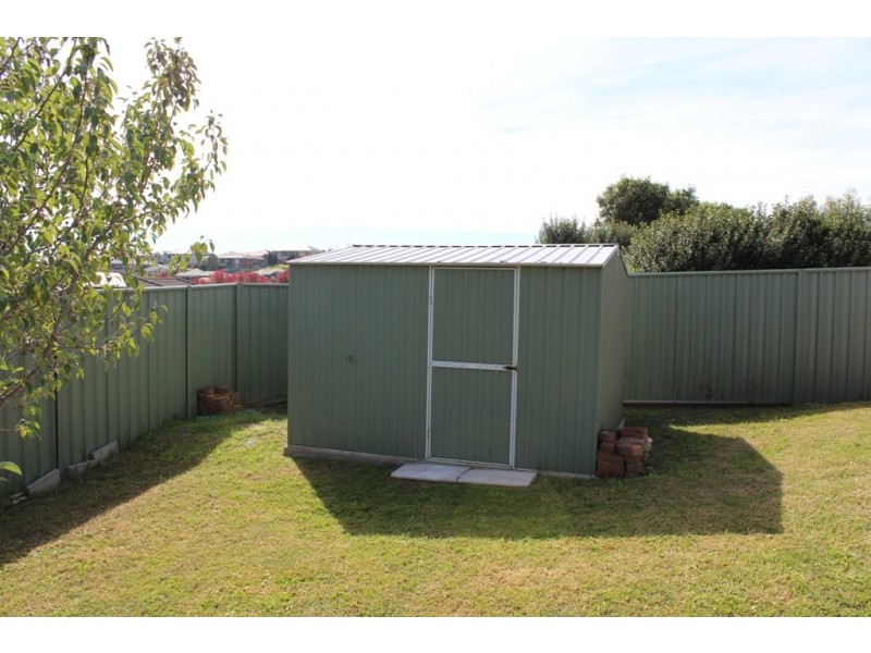 7 Maple Close, Kelso NSW 2795